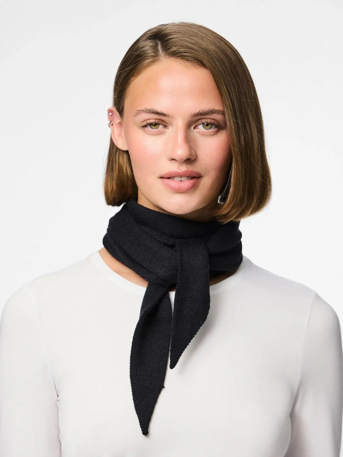 KOMMA SCARF BLACK