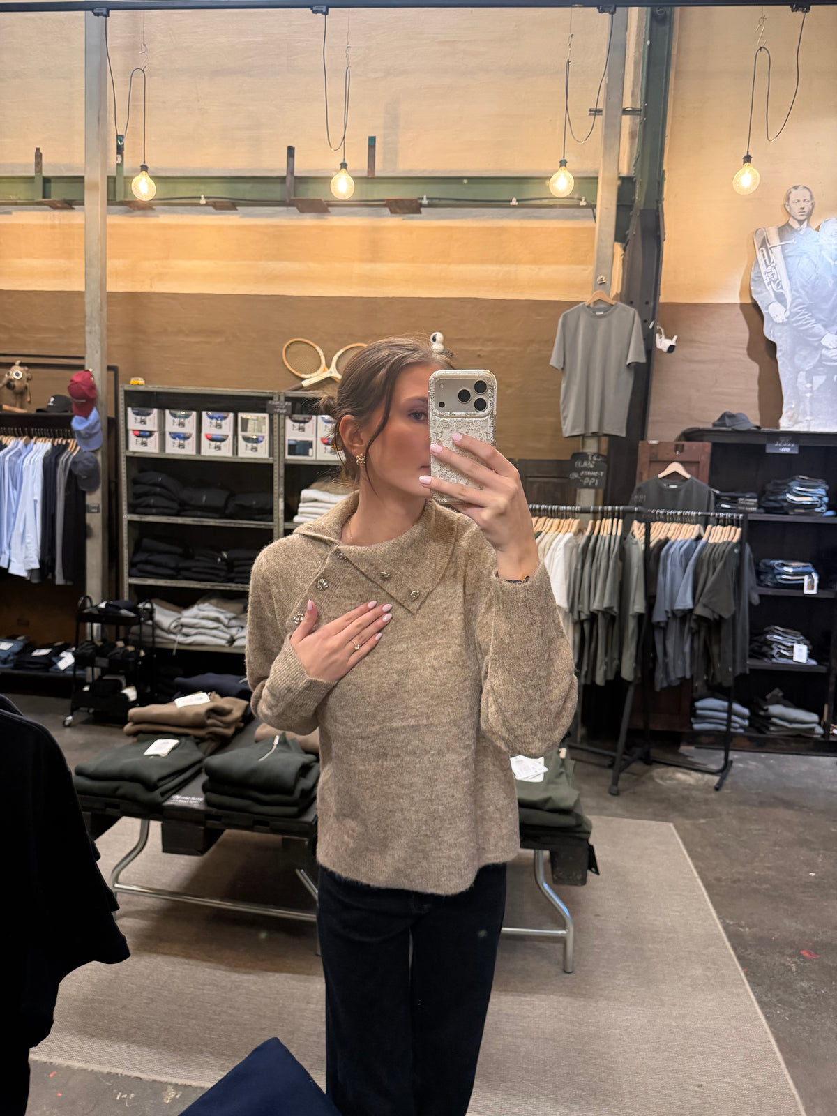 MILOU BUTTON JUMPER HUMUS