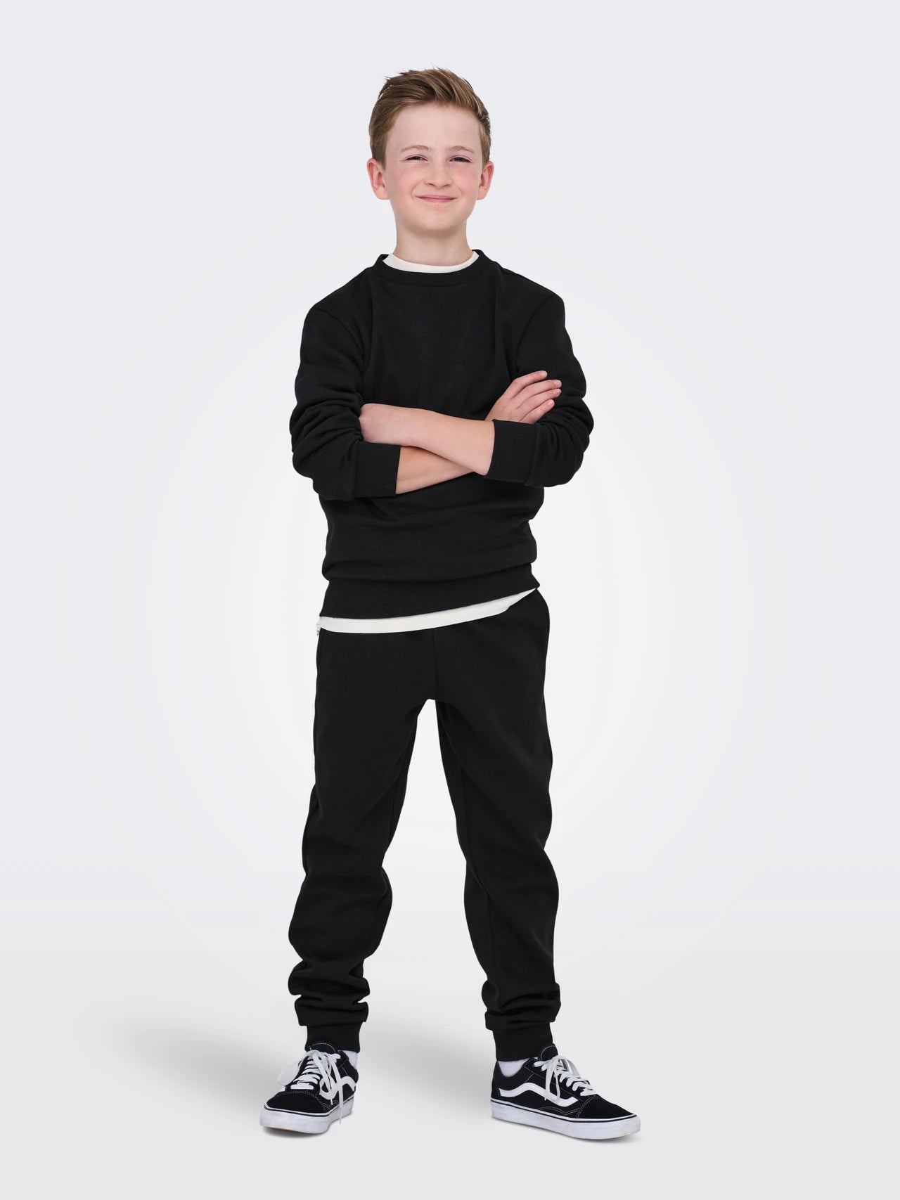 JR CERES CREW BLACK