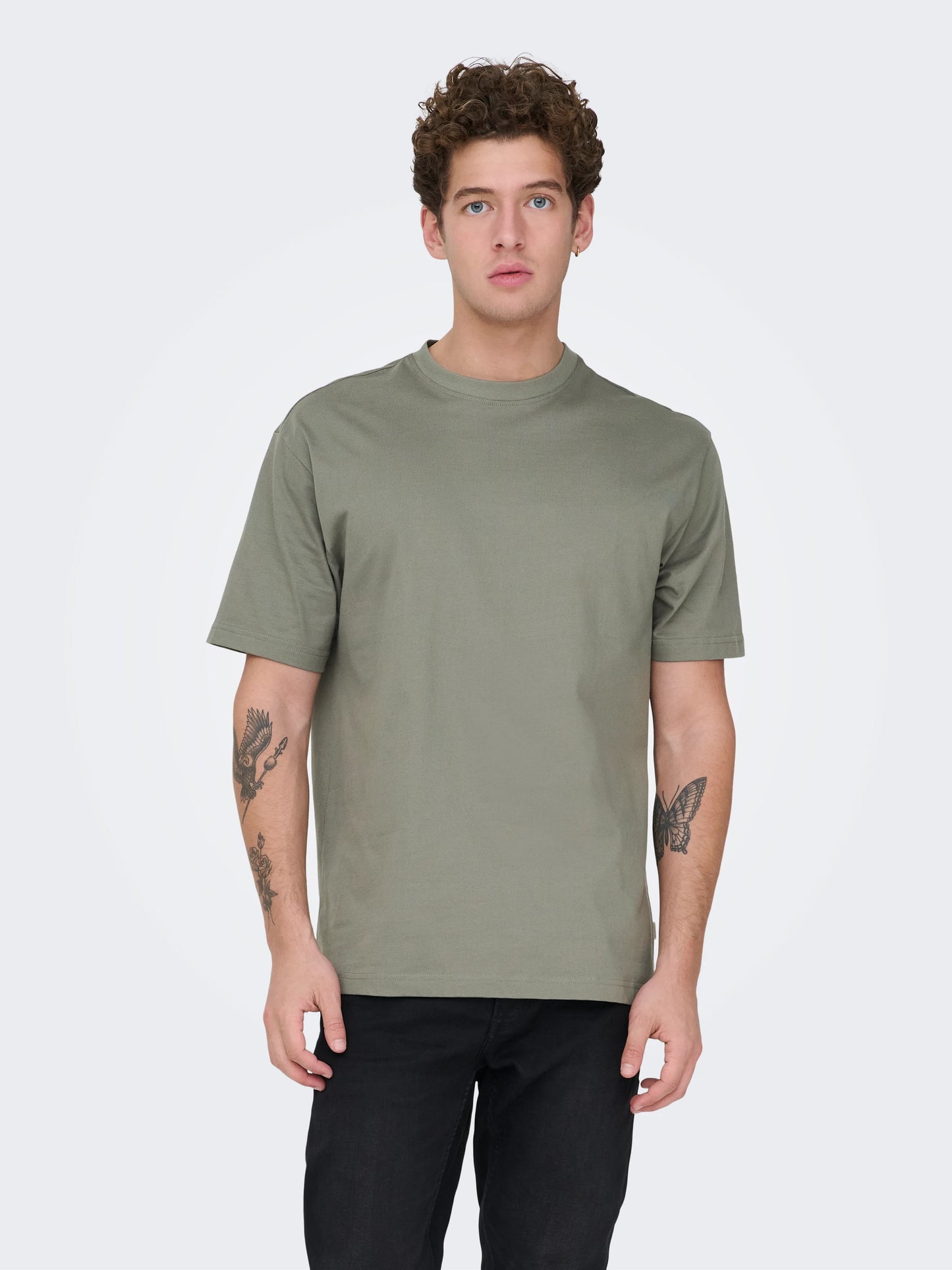 FRED RLX TEE - CASTOR GRAY