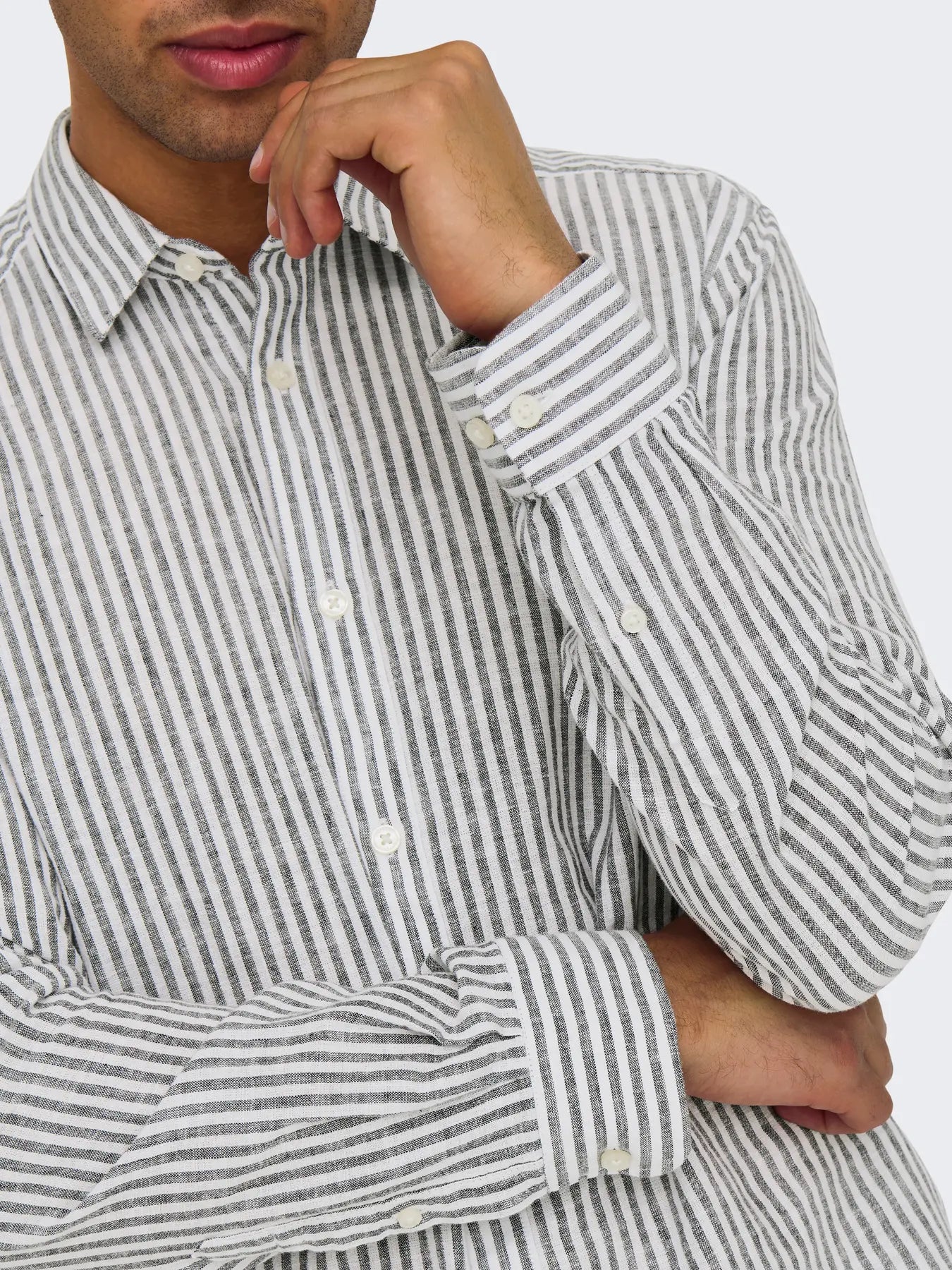 CAIDEN STRIPE LINEN NAVY