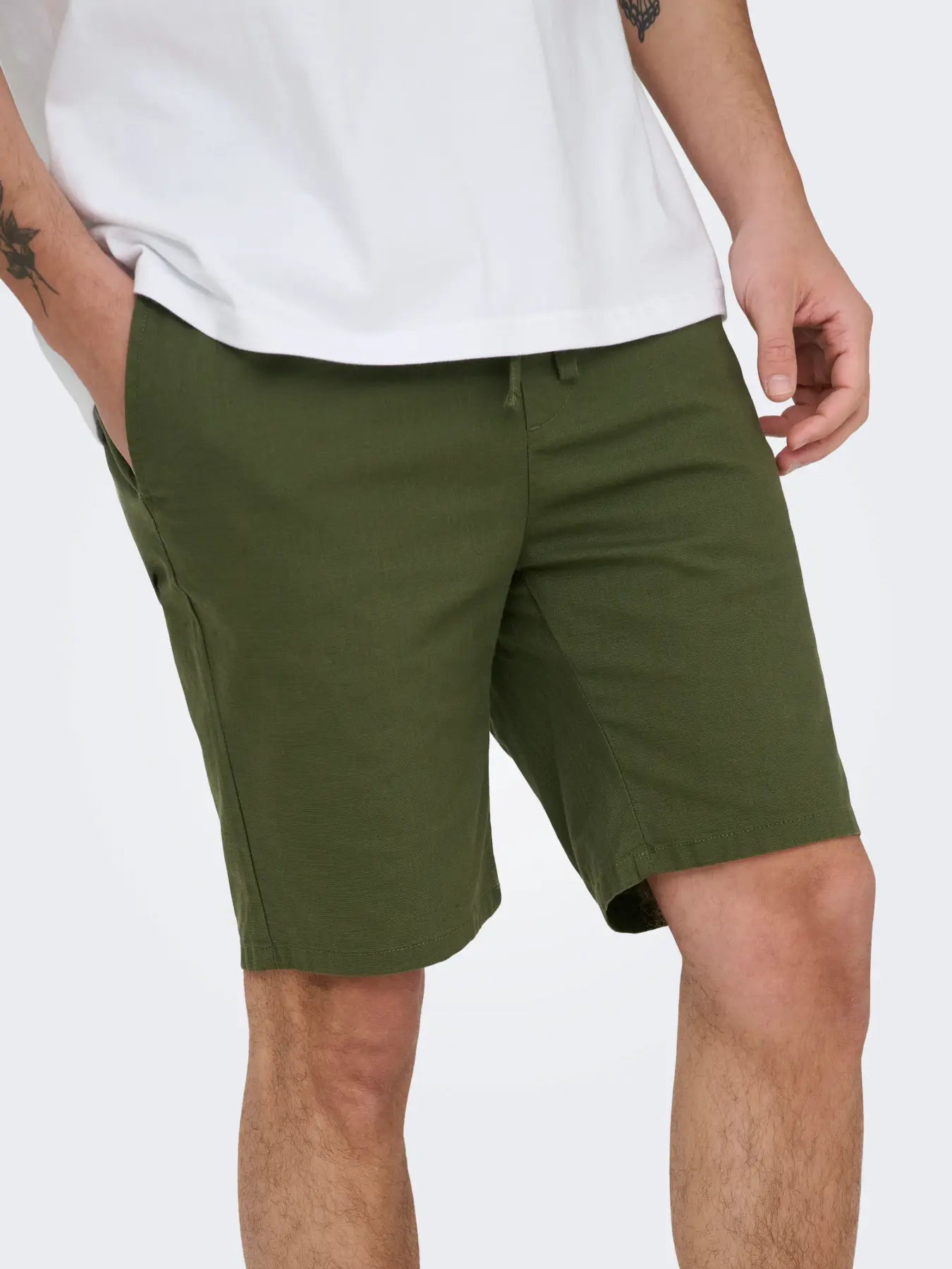 REID SHORTS OLIVE