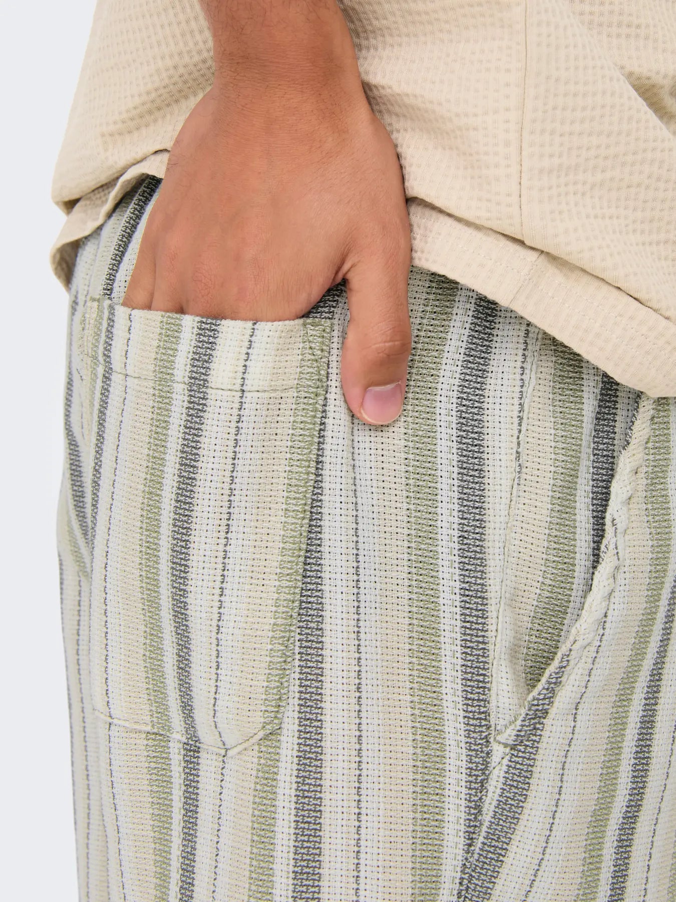 TREV SHORTS SEAGRASS