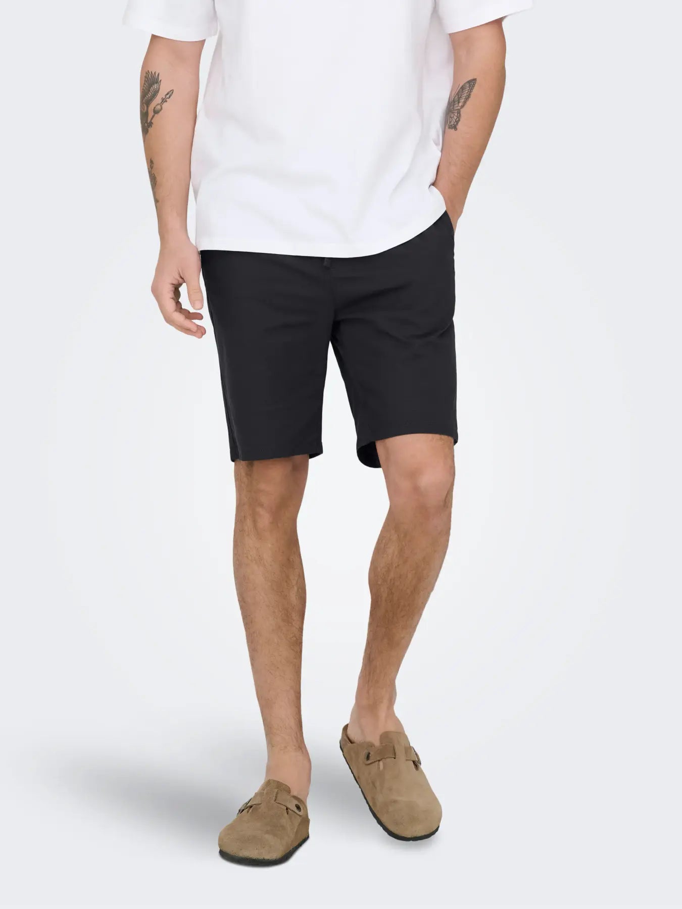 REID SHORTS BLACK