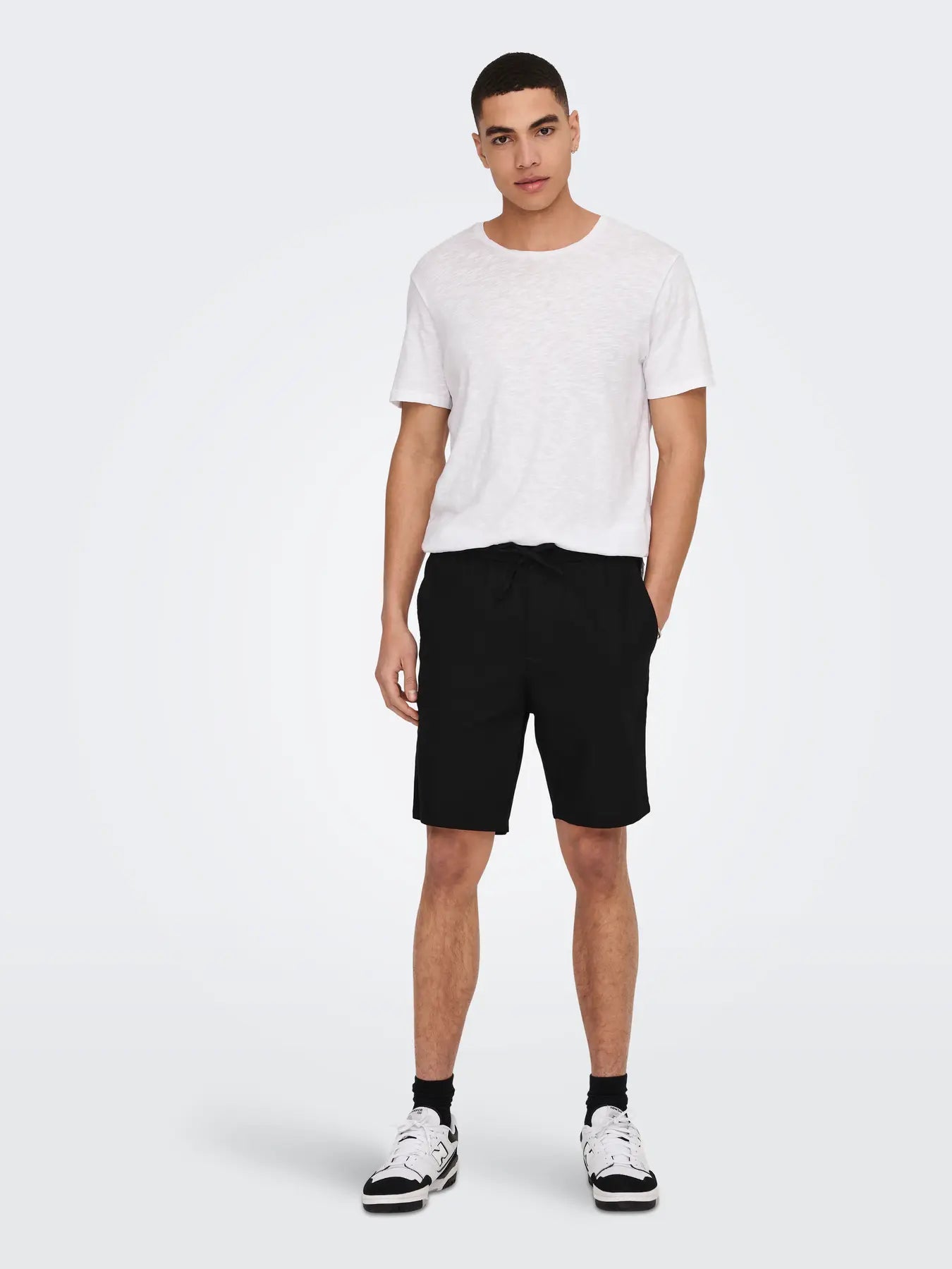 LINUS SHORTS BLACK
