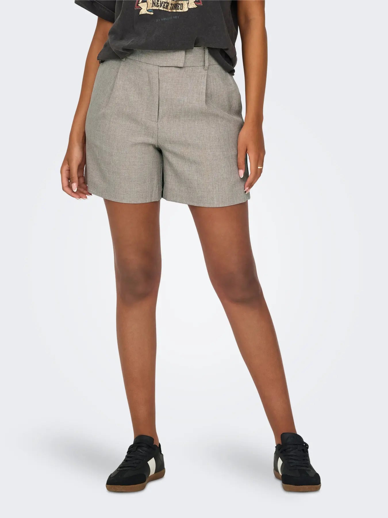 LINDA SHORTS FUNGI