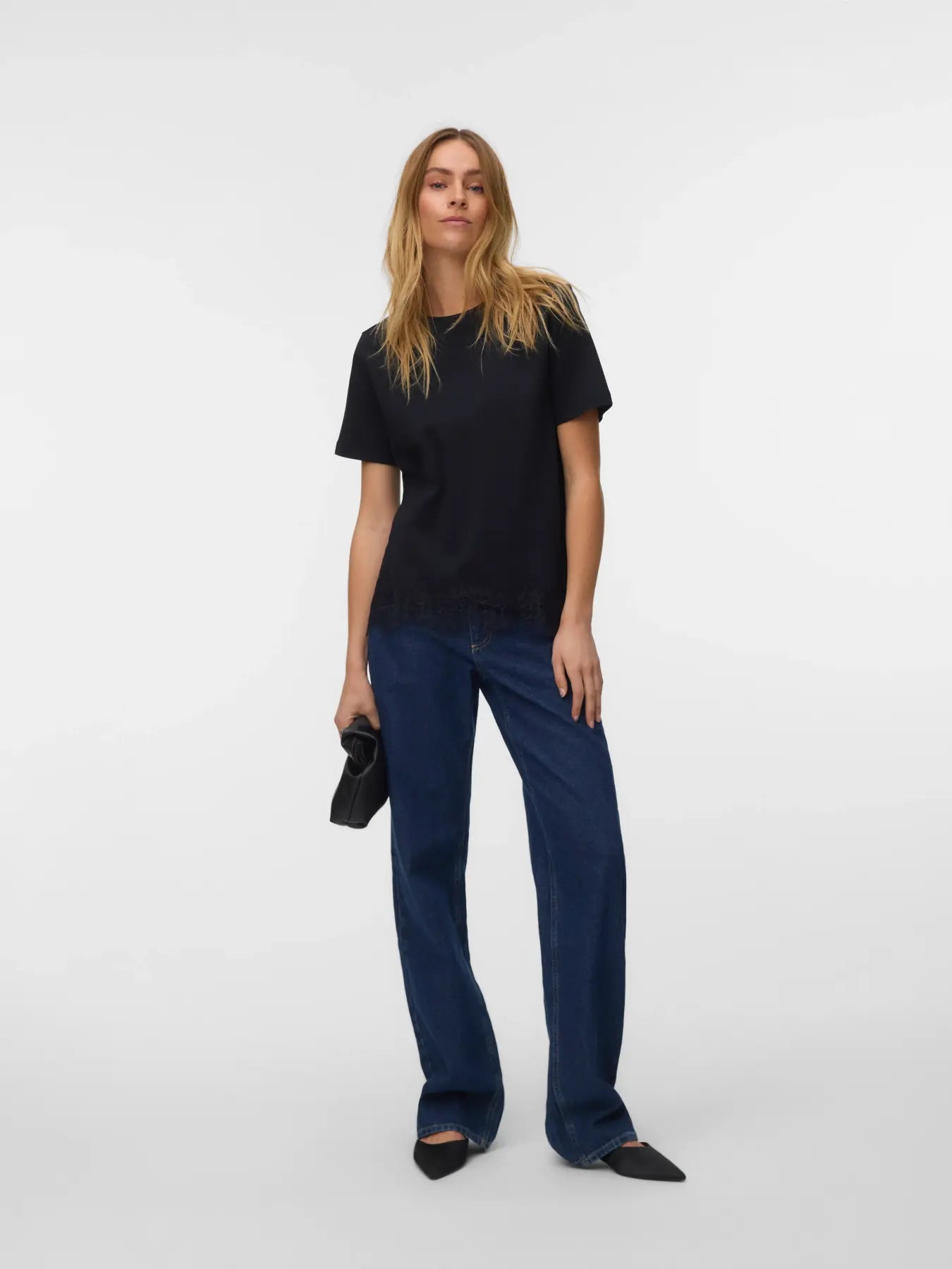 SARA METTE LACE TEE BLACK